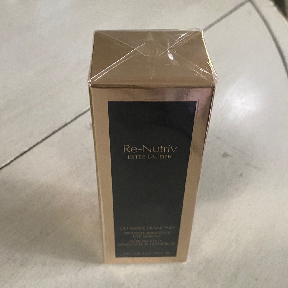 Estee Lauder Re-Nutriv Eye Serum
